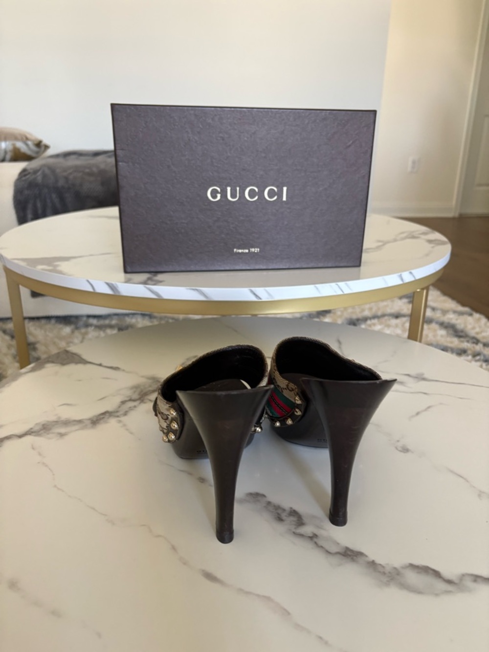 Gucci Brown GG Canvas Wood Platform Slides with Red and Green Web - Picture 16 of 16